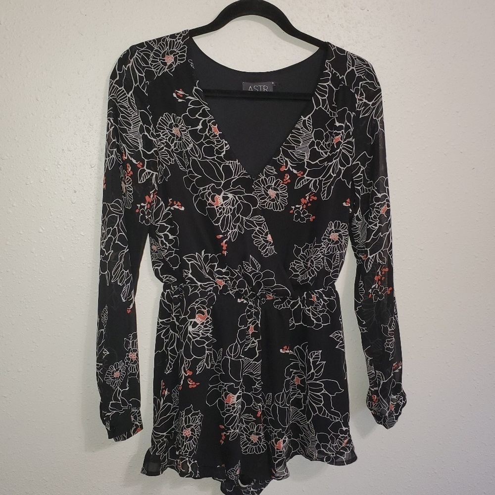 ASTR romper - Picture 2 of 5